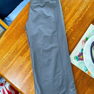 Athleta Capri wide leg pants